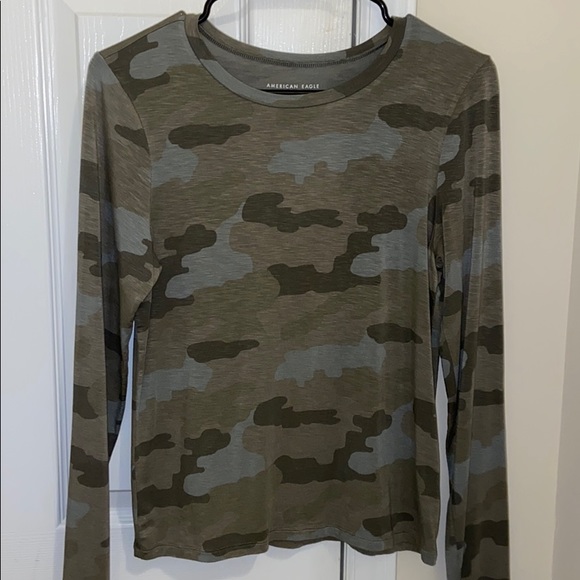 American Eagle Outfitters Tops - long sleeve camo shirt